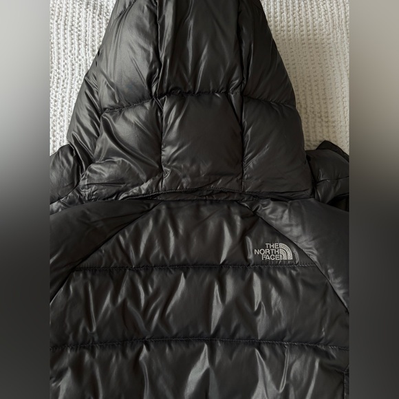 The North Face Charcoal Quilted Jacket - Picture 9 of 9